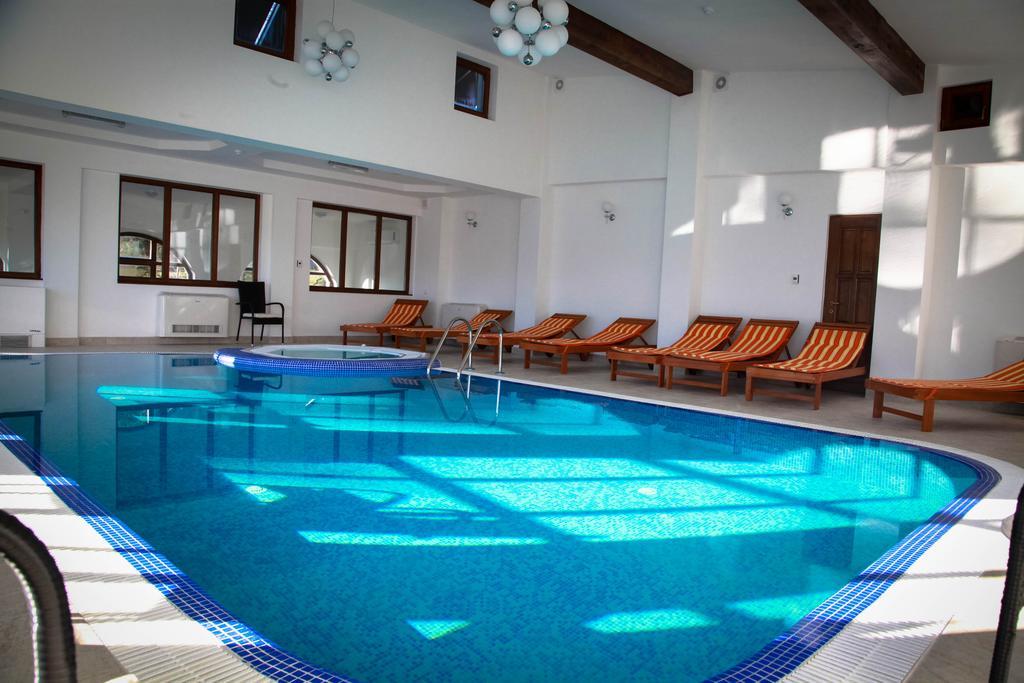 Hotel Esprit Brassó Kültér fotó