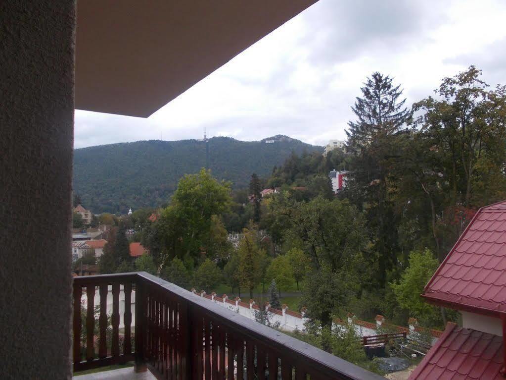 Hotel Esprit Brassó Kültér fotó